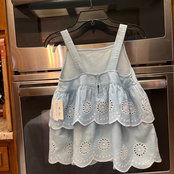 NWT Tucker & Tate Girls Sz. 8 Distressed, Light Blue, Tiered Denim Fabric Top. - Picture 4 of 12